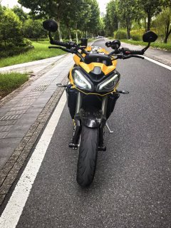 Triumph Street Triple 765 - ფოტო 3