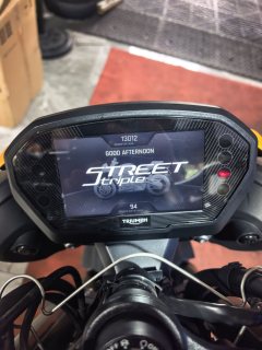 Triumph Street Triple 765 - ფოტო 6