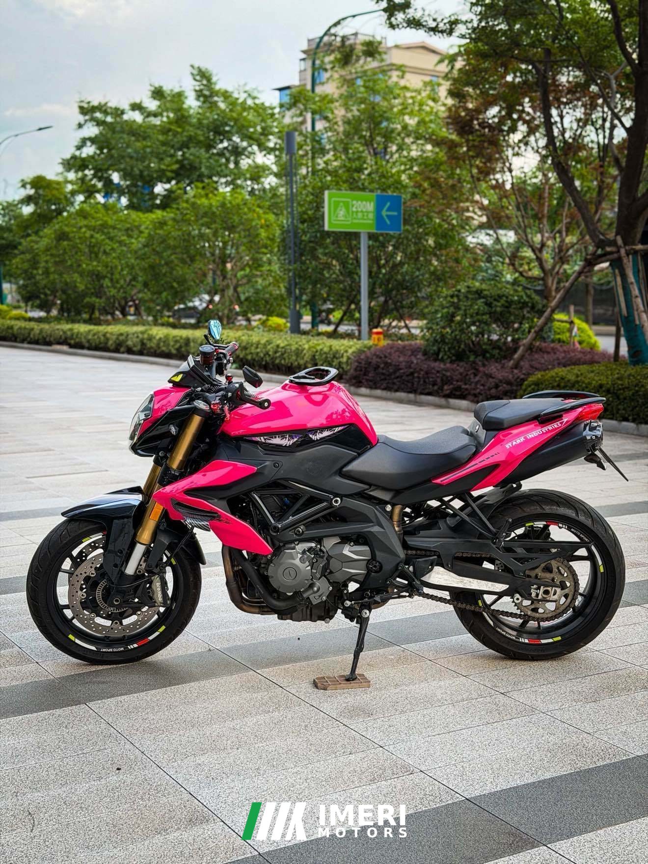 2024 Benelli TNT600i