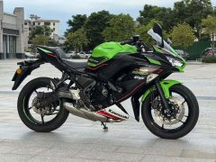 Kawasaki Ninja 650 - photo 1