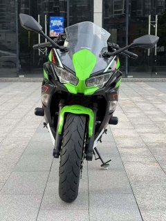 Kawasaki Ninja 650 - photo 2