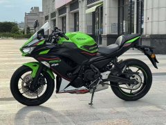 Kawasaki Ninja 650 - photo 3