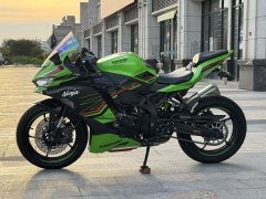 Kawasaki ZX-4R 400 cc - photo 3
