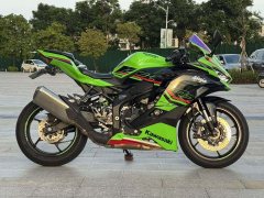 Kawasaki ZX-4R 400 cc - photo 4