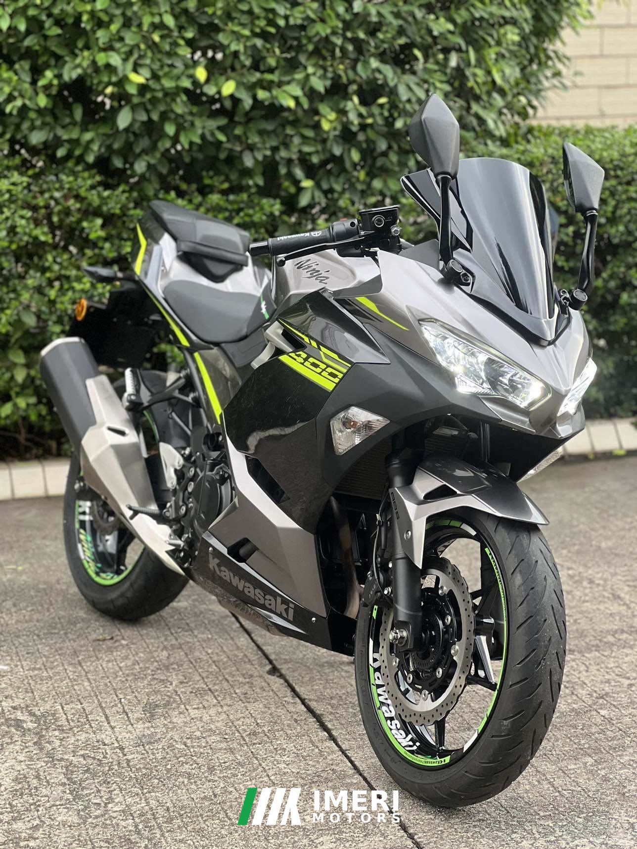 2021 Kawasaki Ninja 400
