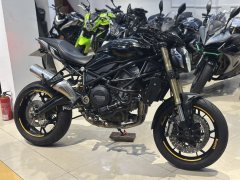 Benelli 752S 750 cc - ფოტო 1