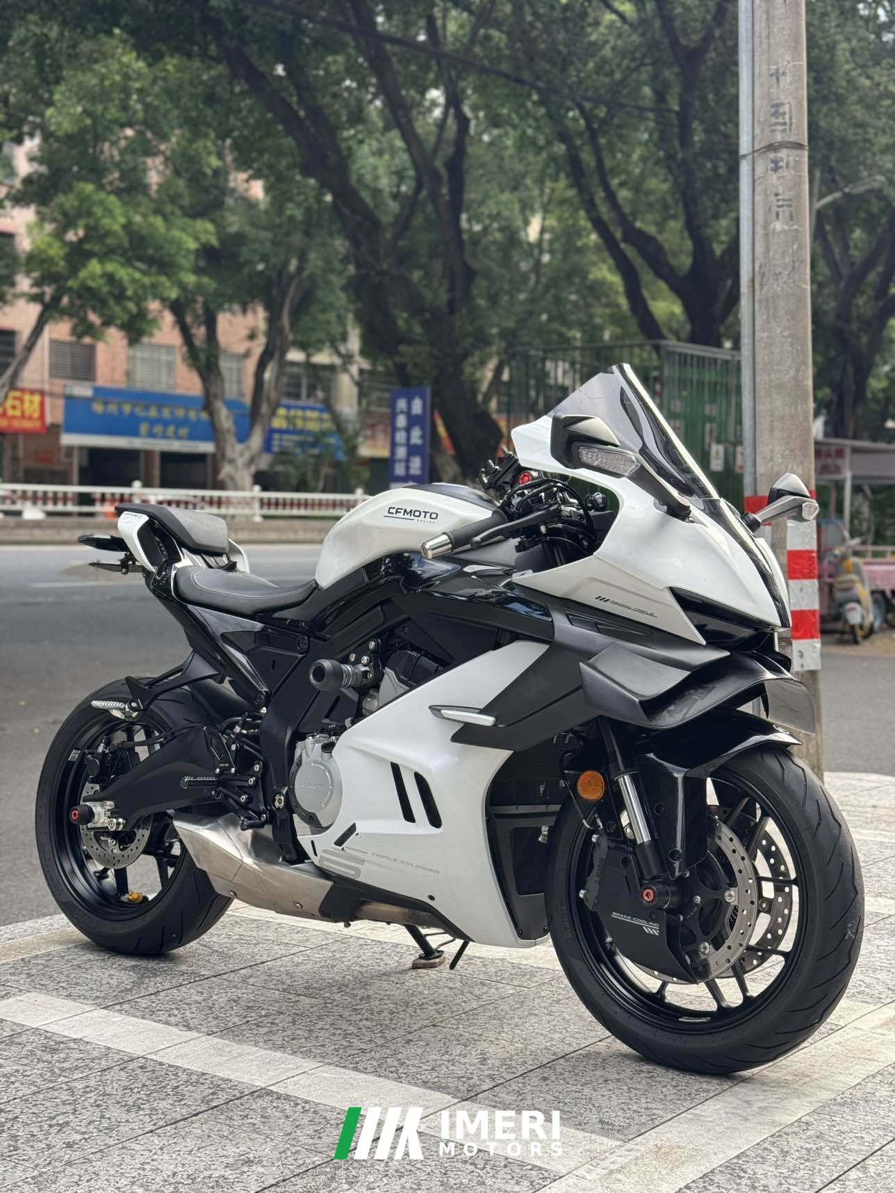 2024 CFMOTO 675SR-R