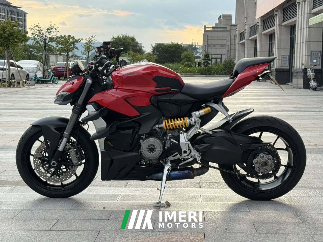 Ducati Street Fighter V2 950 cc - მოტოციკლი ჩინეთიდან