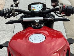 Ducati Street Fighter V2 950 cc - ფოტო 2