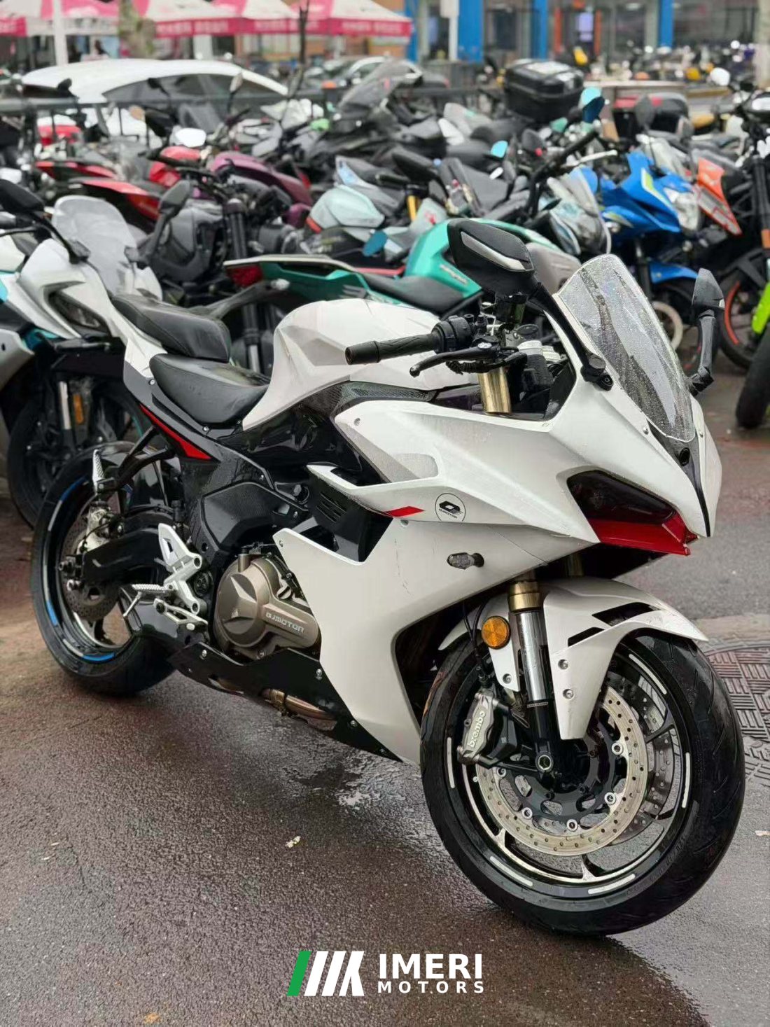 QJMOTOR Roewe i5 550 / Sai 550 *(Context-dependent, usually referring to the motorcycle "Sai 550" or Roewe car v - motorcycl…