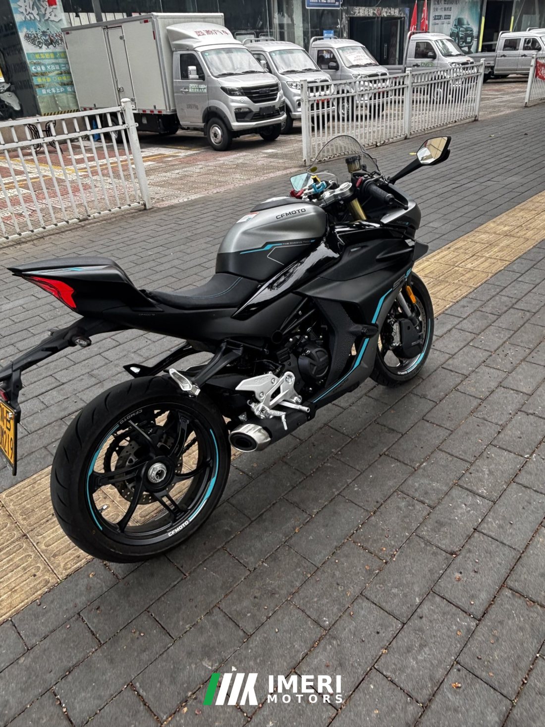 Benelli TRK552 550 cc - მოტოციკლი ჩინეთიდან