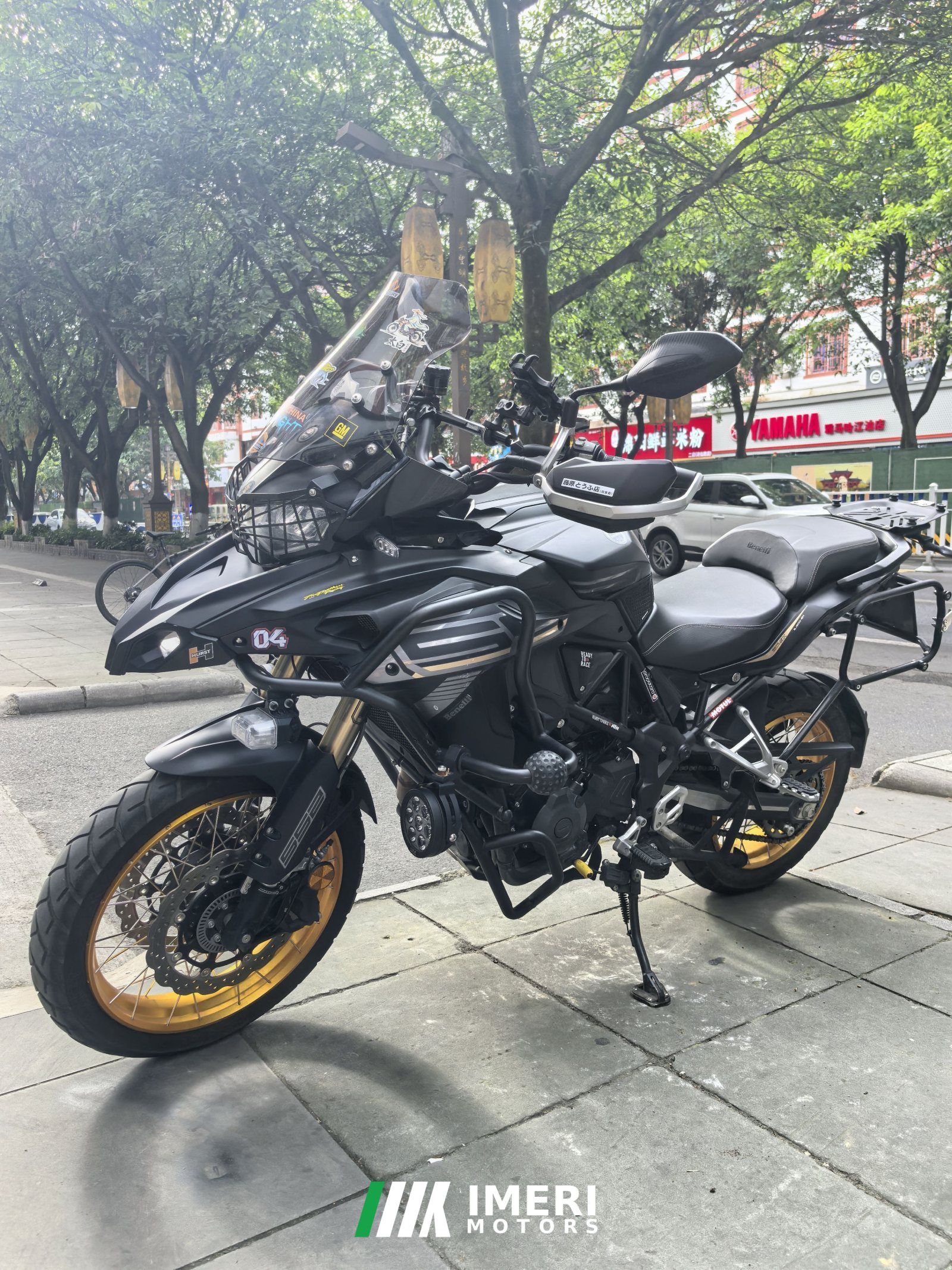2025 Benelli TRK552 550 cc