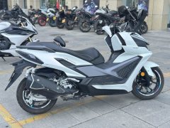 SYM Cruisym 400 - ფოტო 4