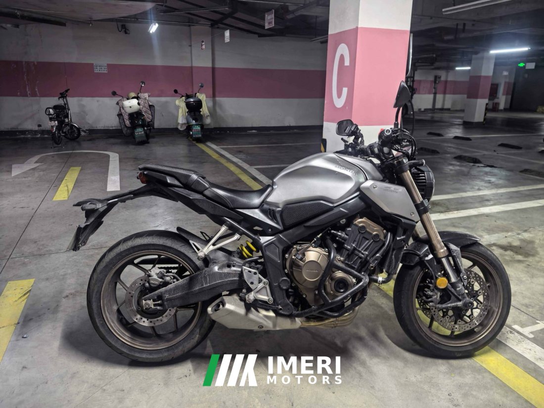 Honda CB650R - მოტოციკლი ჩინეთიდან