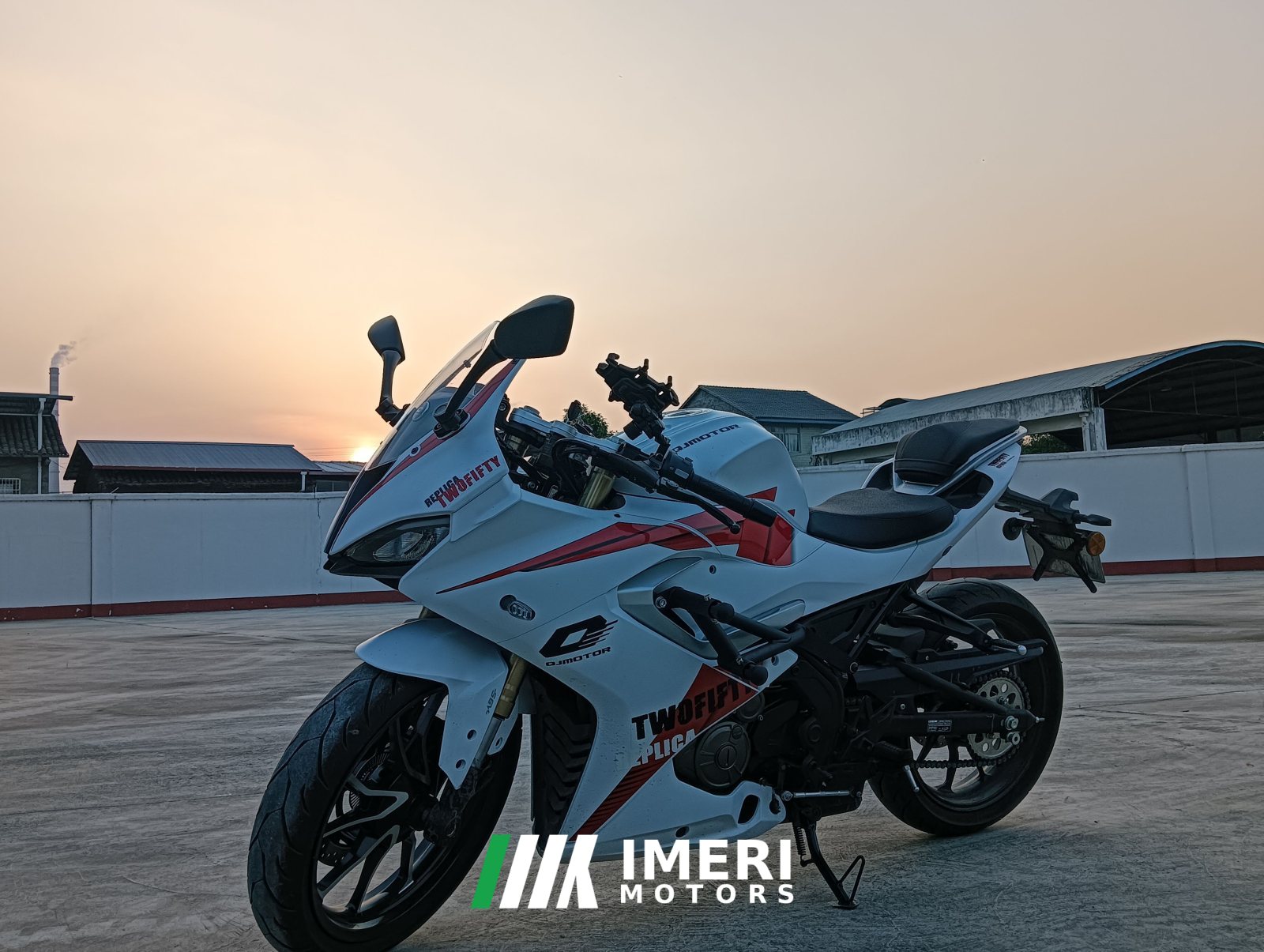2022 QJMOTOR SRK 250