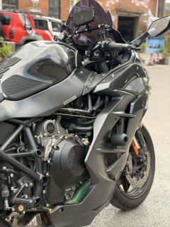 Kawasaki Ninja H2 SX 1000 cc - photo 7