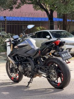 Benelli TNT600i - ფოტო 4