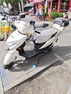 Jinan Suzuki UE125T - ფოტო 2