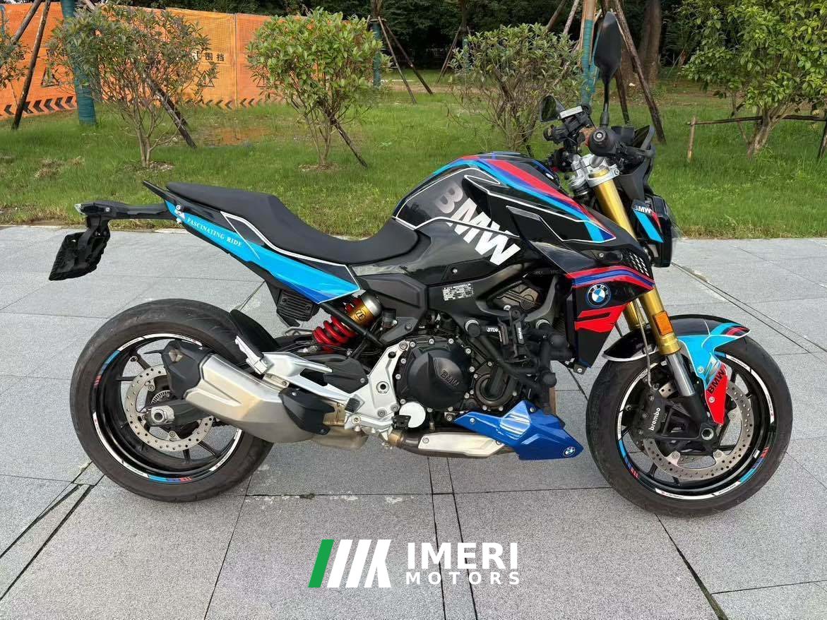 2022 BMW F 900 R