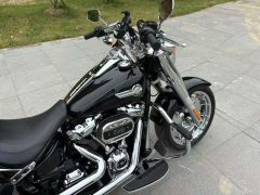 Harley-Davidson Fat Boy 1860 cc - ფოტო 6