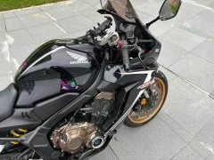 Honda CBR650R - photo 5