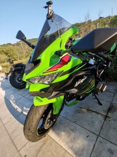 Kawasaki ZX-4R 400 cc - photo 3