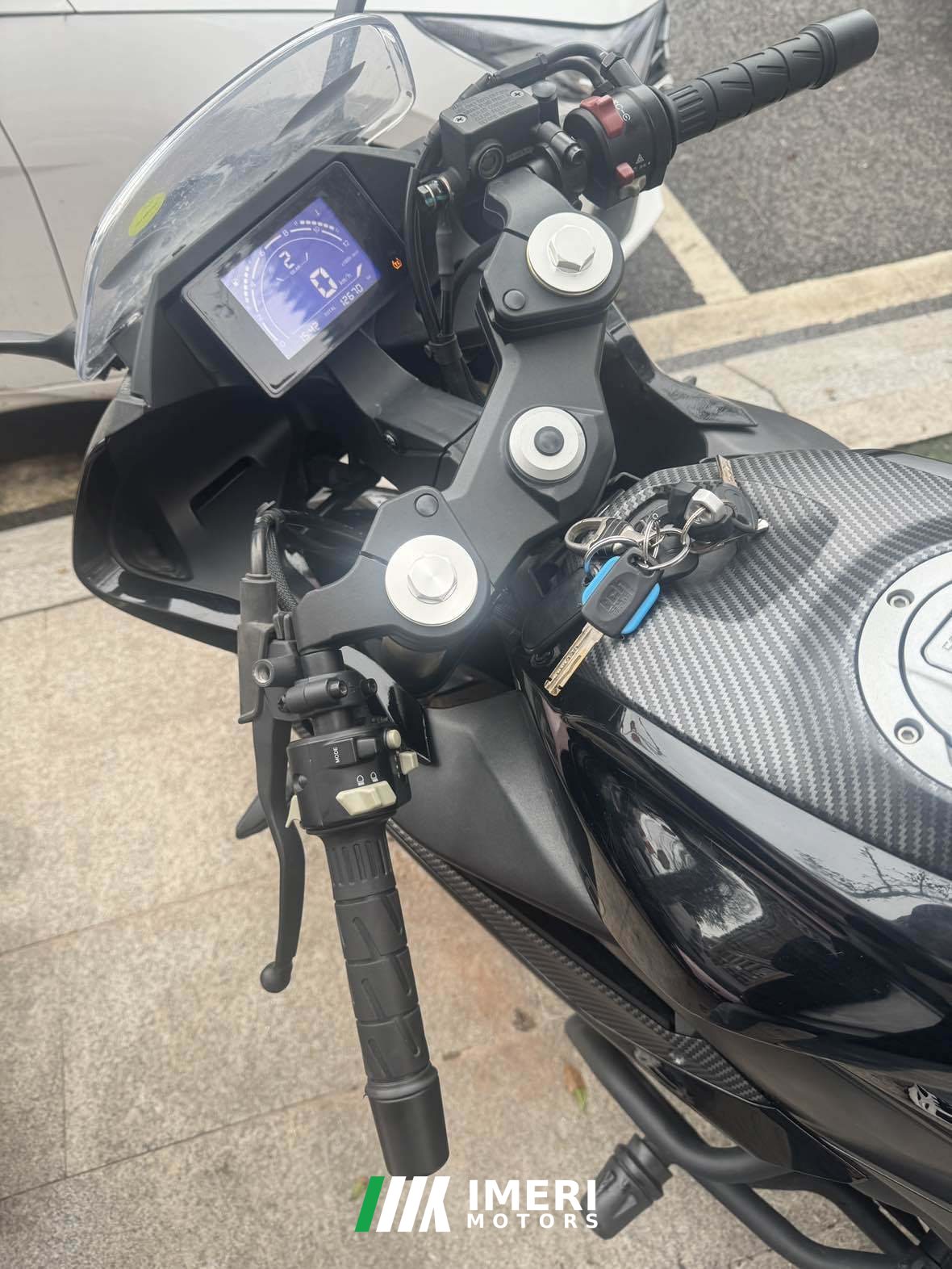 2023 CFMOTO 250SR