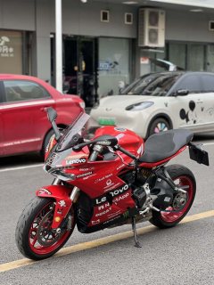 Ducati SuperSport 939 cc - ფოტო 1