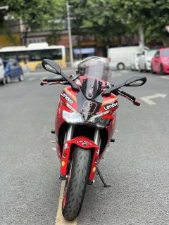 Ducati SuperSport 939 cc - ფოტო 2