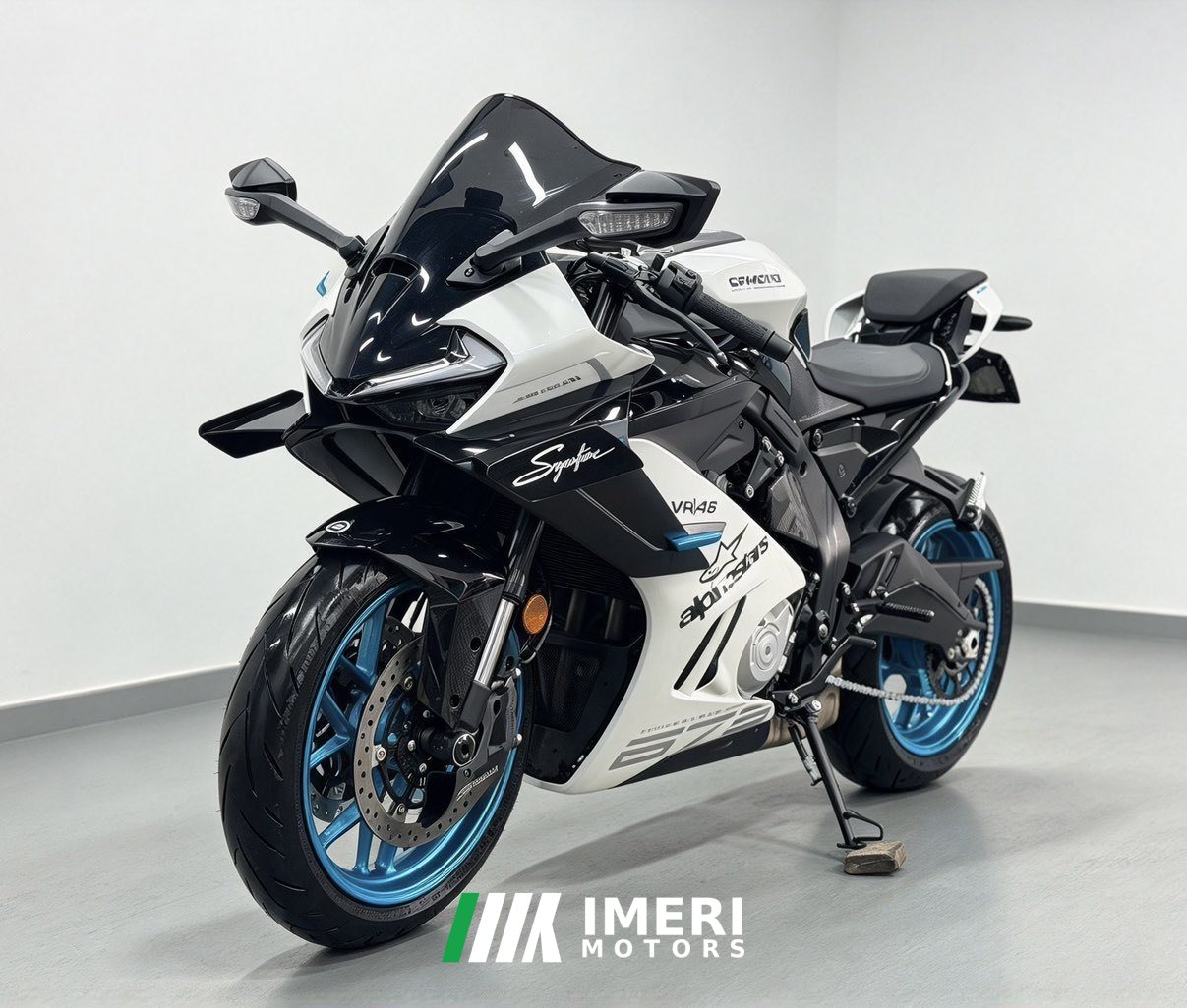2025 CFMOTO 675SR-R