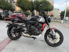 Triumph Trident 660 - ფოტო 1