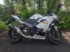Kawasaki Ninja 400 - ფოტო 2