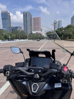 Yamaha TMAX 560 cc - ფოტო 9