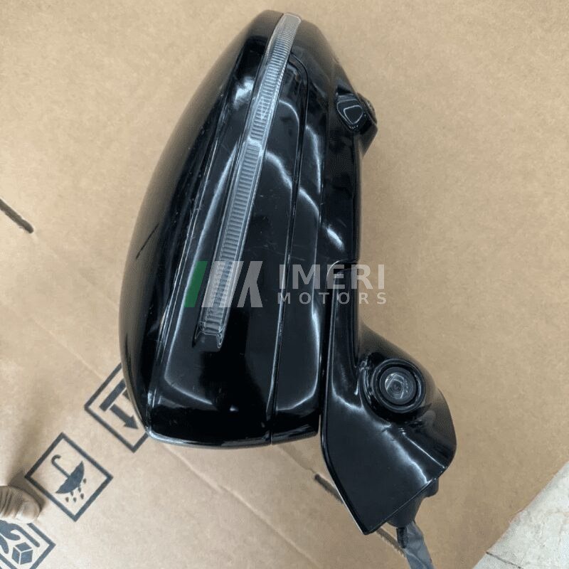 Reversing mirror is - ZEEKR 001