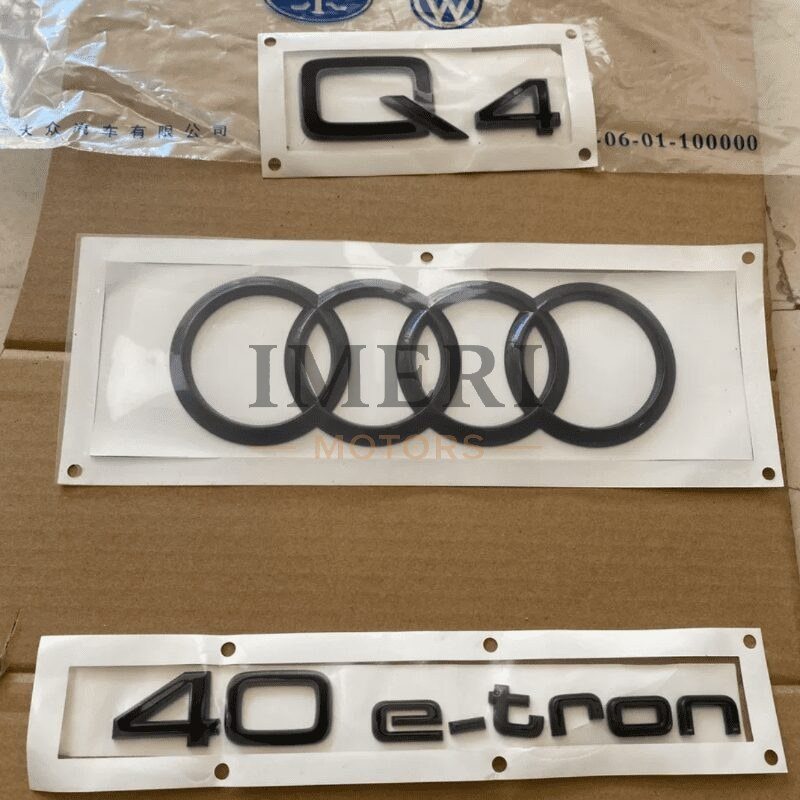 89G 853 742 wordmark - Audi Q4e tron
