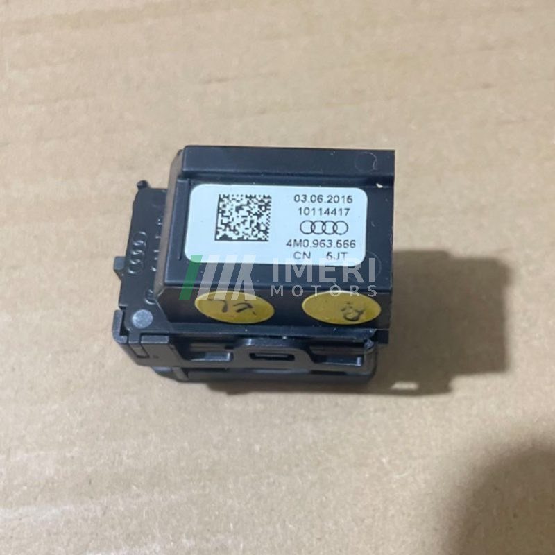 Air Injection Switch - Audi Q7