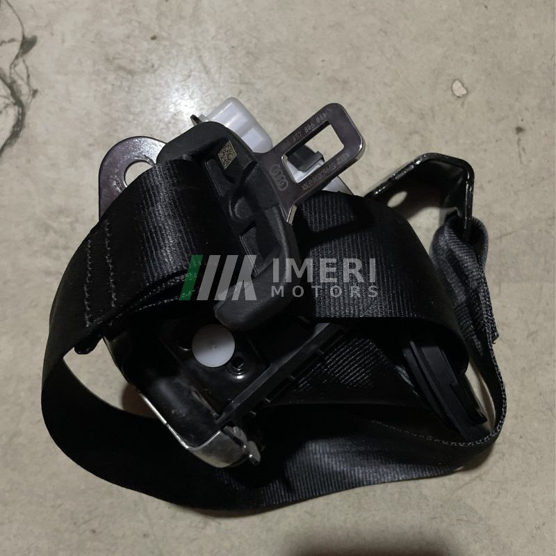 Rear Seat Belt (R)