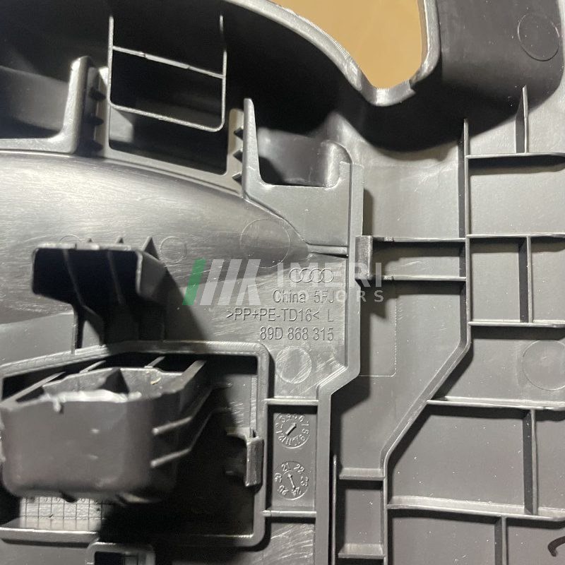 Charging Port Cover - Audi Q4e tron - 2