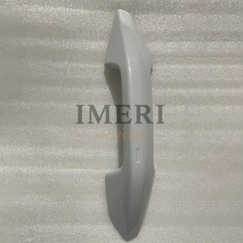 89D 839 240 GRU handle is the Audi Q5e tron