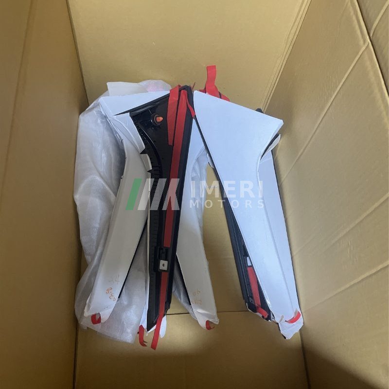 Glossy Black Spoiler - Audi Q5e tron - 3
