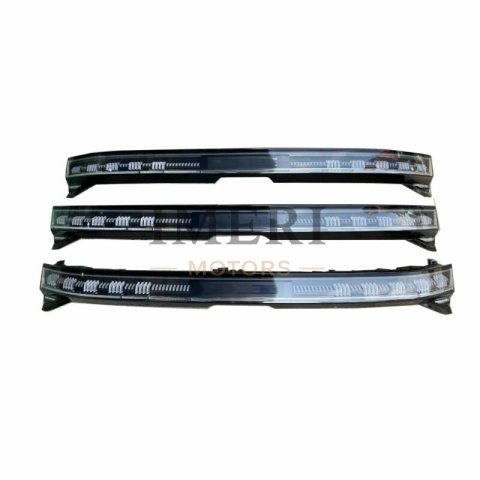 8891906357 Center Tail Light ZEEKR 001