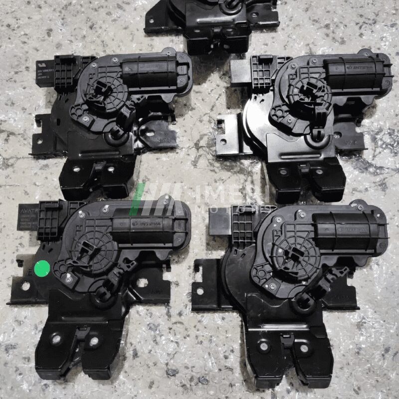 Tailgate Lock Block - Li Auto L8, L7, L9 - 1