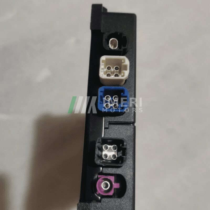 Roof Antenna - Volkswagen ID7 - 3