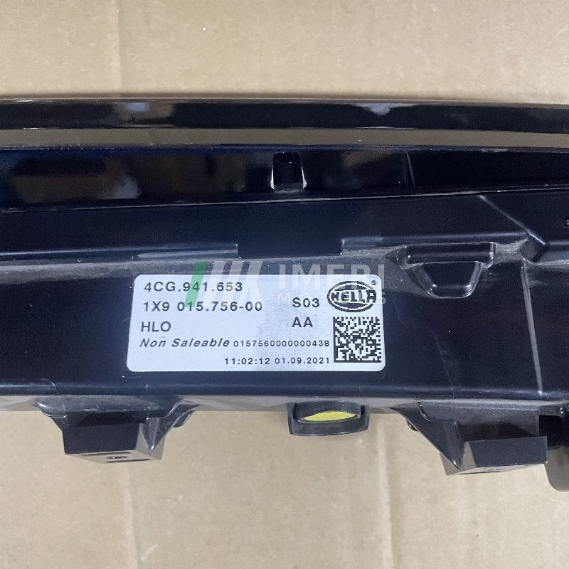 Front Bumper Light - Audi Q6 - 3