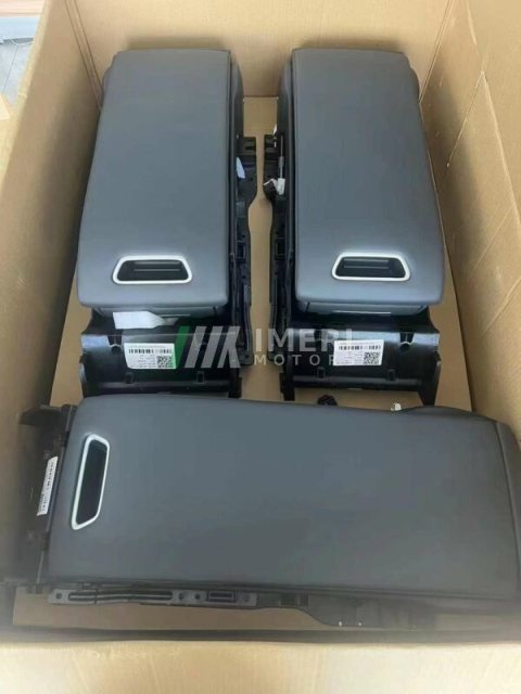 4KD 885 075J Rear Armrest Box Assembly Audi C8
