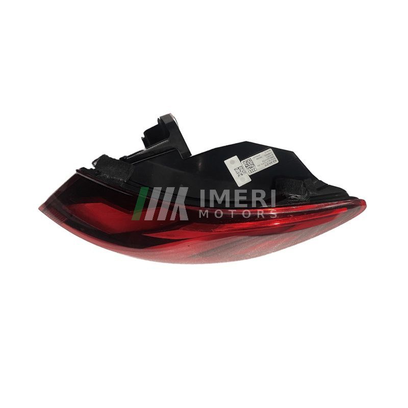 Right Rear Tail Light - Audi Q6 - 1