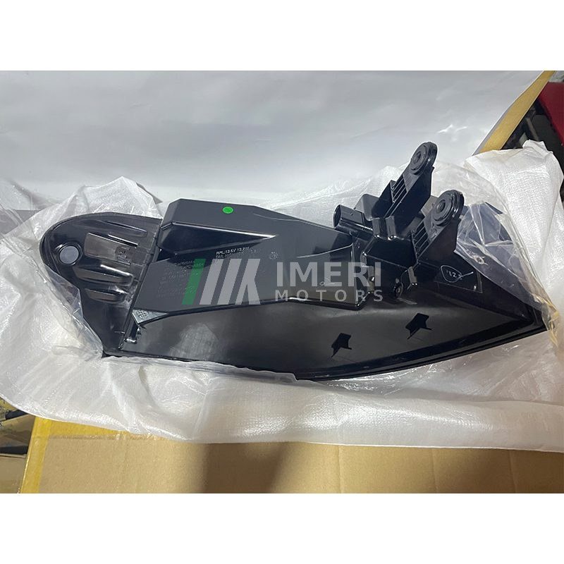 Rear Bent Lamp Right - Volkswagen ID6 CROZZ - 2