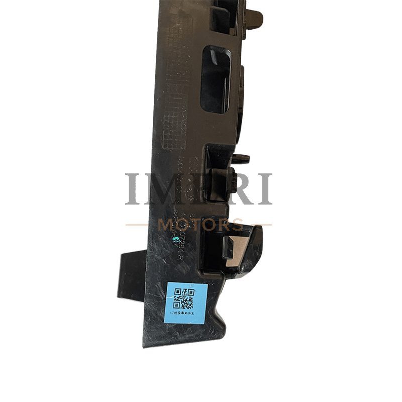 Front Bumper Bracket - Audi A7L - 1