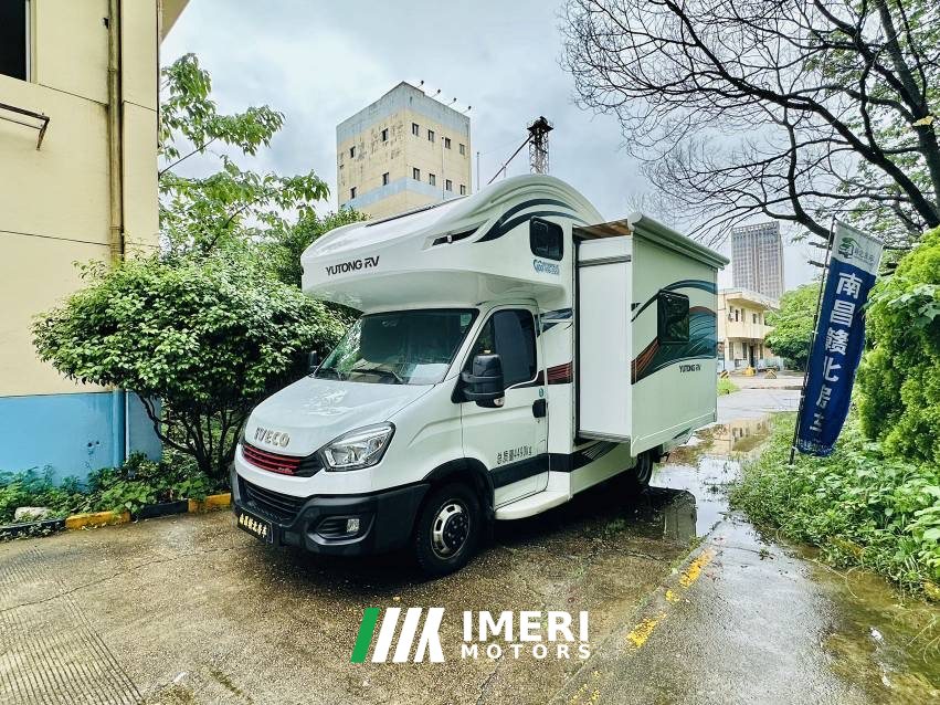 Yutong Luxury car over 200,000 yuan cheaper than a new one - can you believe it? 21 C533 Dual-Expansion Flagship Edition RV 3.0L