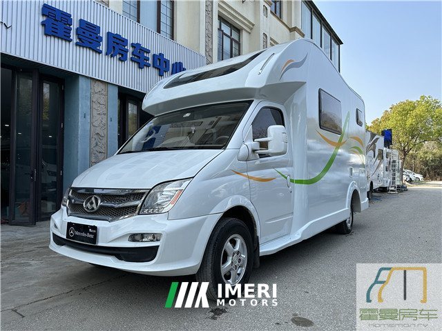 2018 Maxus RV80 2.5T automatic RV 2.5T